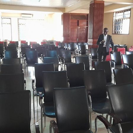 New Jbk Hotel Kampala Luaran gambar