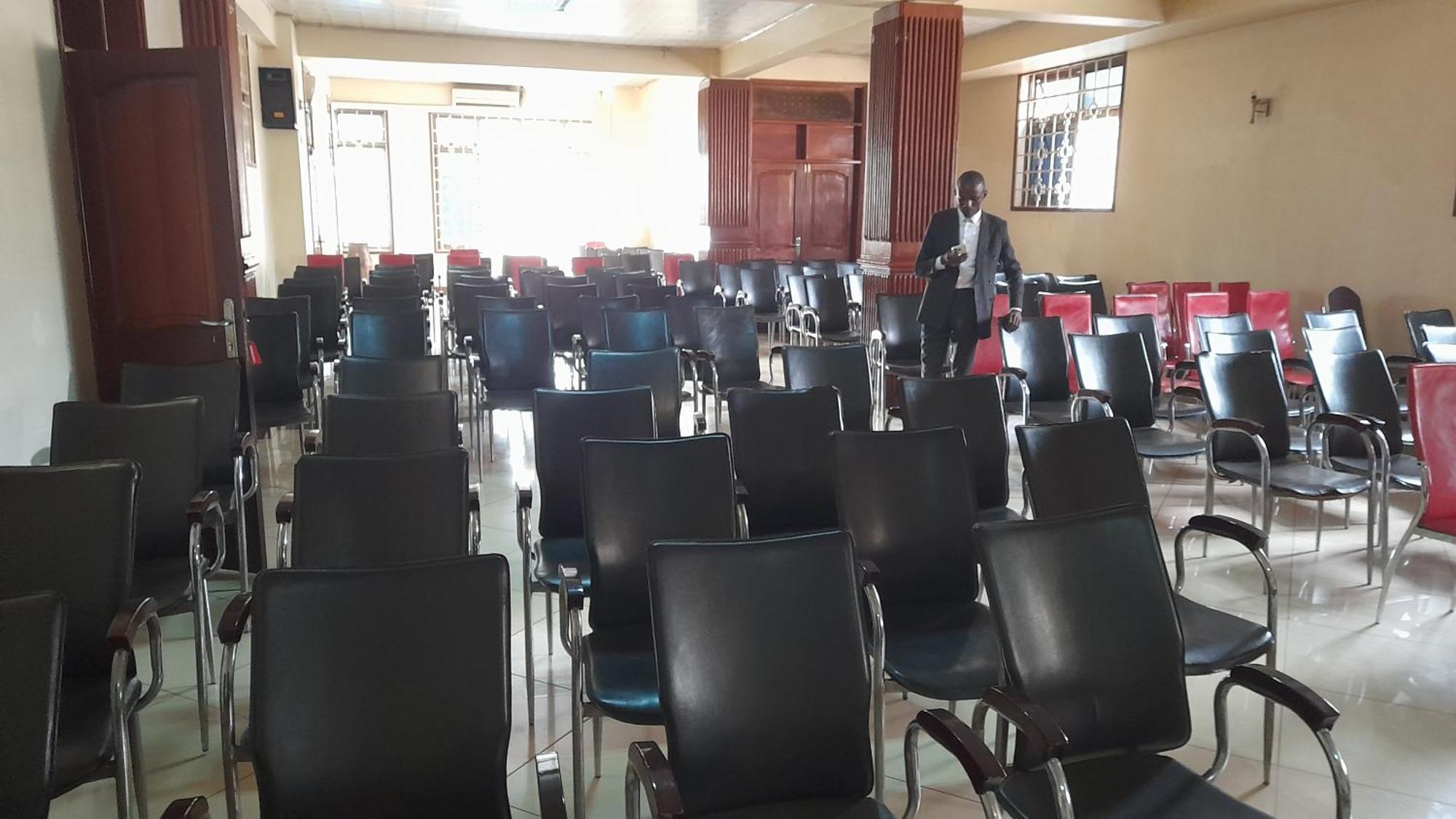 New Jbk Hotel Kampala Luaran gambar