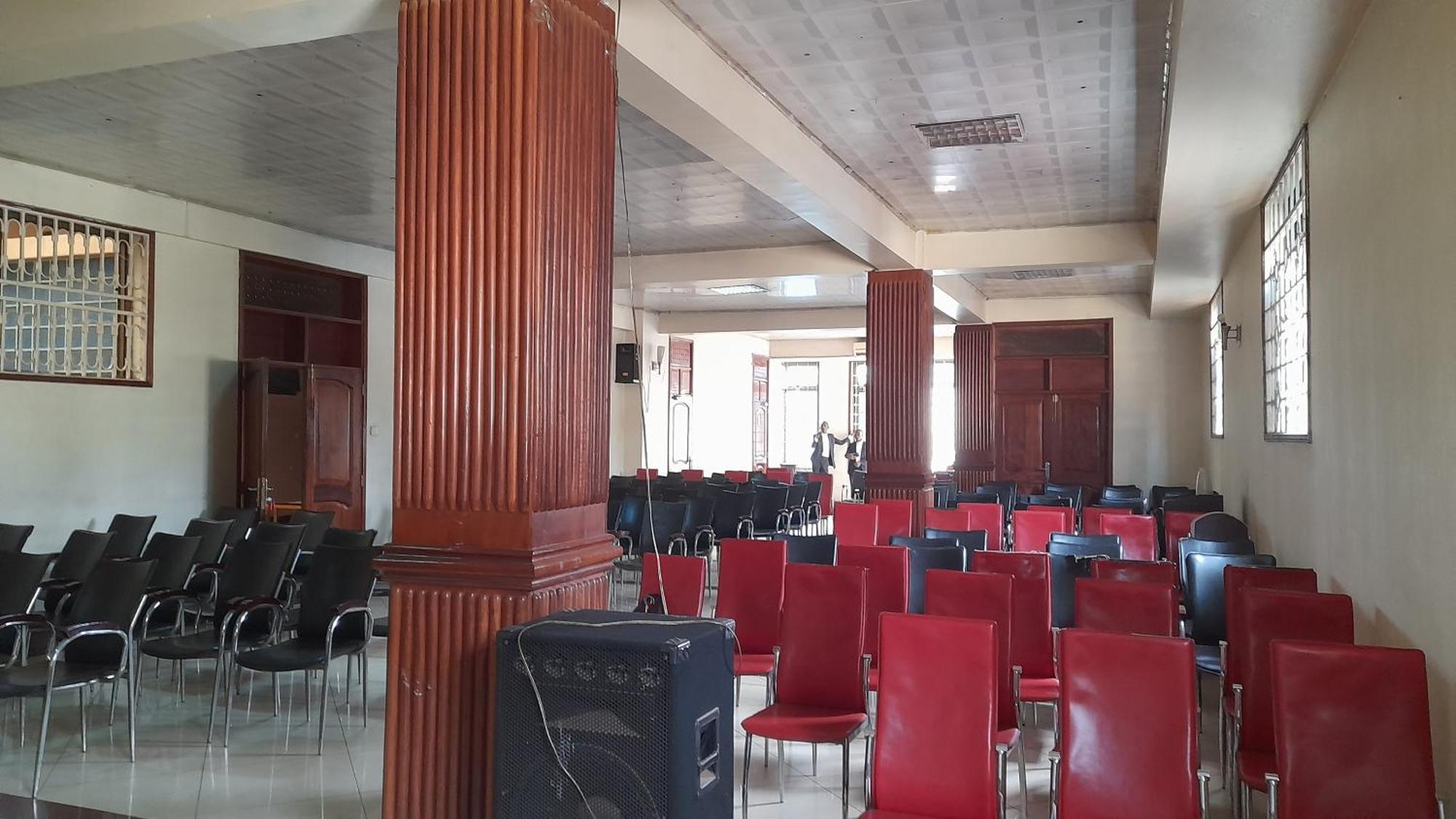New Jbk Hotel Kampala Luaran gambar